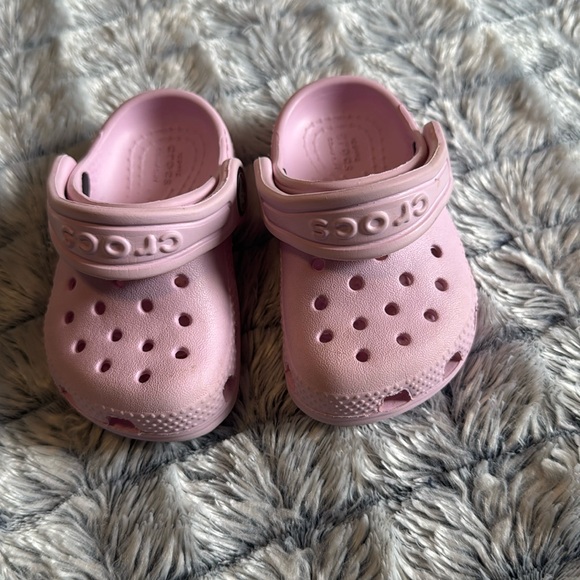 CROCS Kids Pink Clogs - Picture 1 of 2